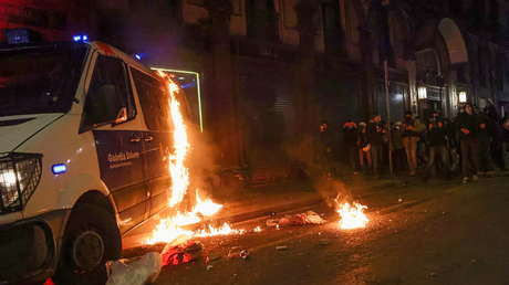 VIDEO, FOTOS: Al menos 13 detenidos en una nueva jornada de protestas en Barcelona por el encarcelamiento del rapero Pablo Hasél