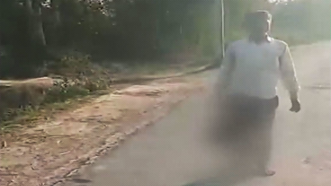 Un hombre decapita a su hija de 17 años y lleva su cabeza por las calles porque no le gustaba el novio de la menor