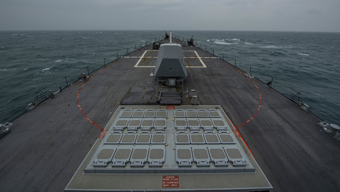 China dice estar lista para "responder a todas las amenazas" tras otro paso de un destructor estadounidense por el estrecho de Taiwán