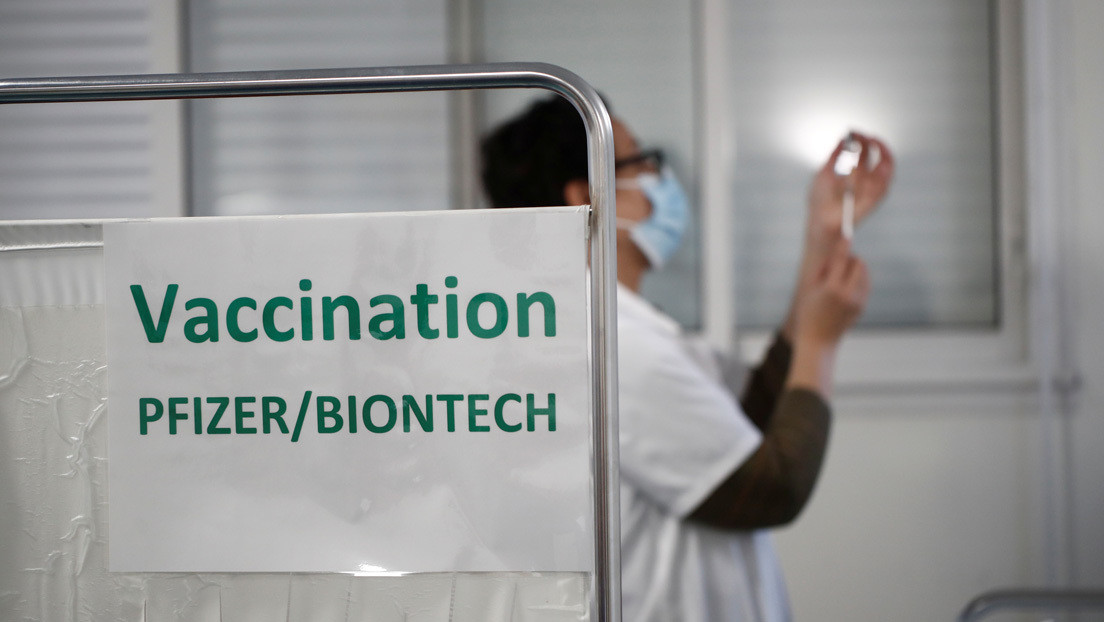 Un estudio sitúa la eficacia de la vacuna de Pfizer en el 97 % para casos de covid-19 con síntomas y 94 % para asintomáticos