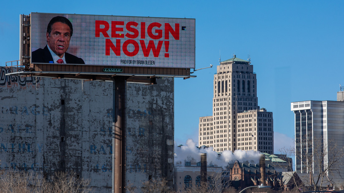 El alcalde de Nueva York y casi 60 demócratas exigen la renuncia del gobernador Cuomo tras las acusaciones de acoso sexual y mal manejo de la pandemia