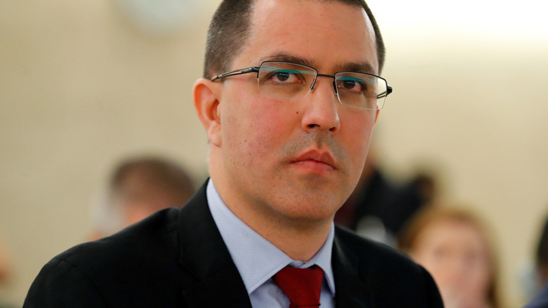 Venezuela rechaza las declaraciones "desacertadas" de Bachelet y someterá a revisión la relación con la oficina de la Alta Comisionada para los DDHH