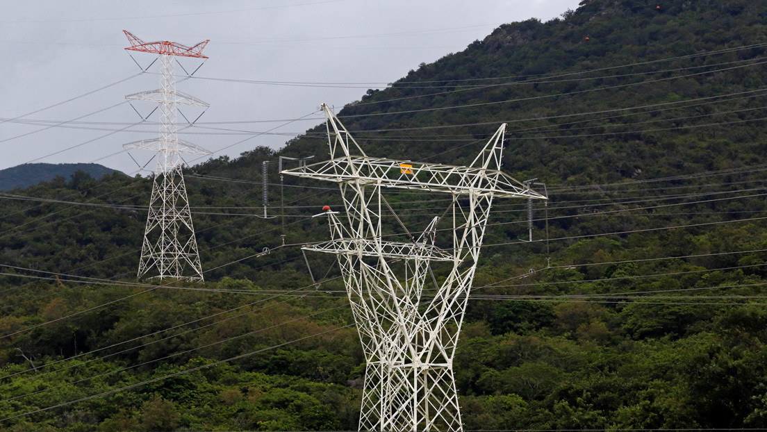 "Sería el colmo que estuviese al servicio de particulares": López Obrador pide investigar al juez que suspendió la ley eléctrica