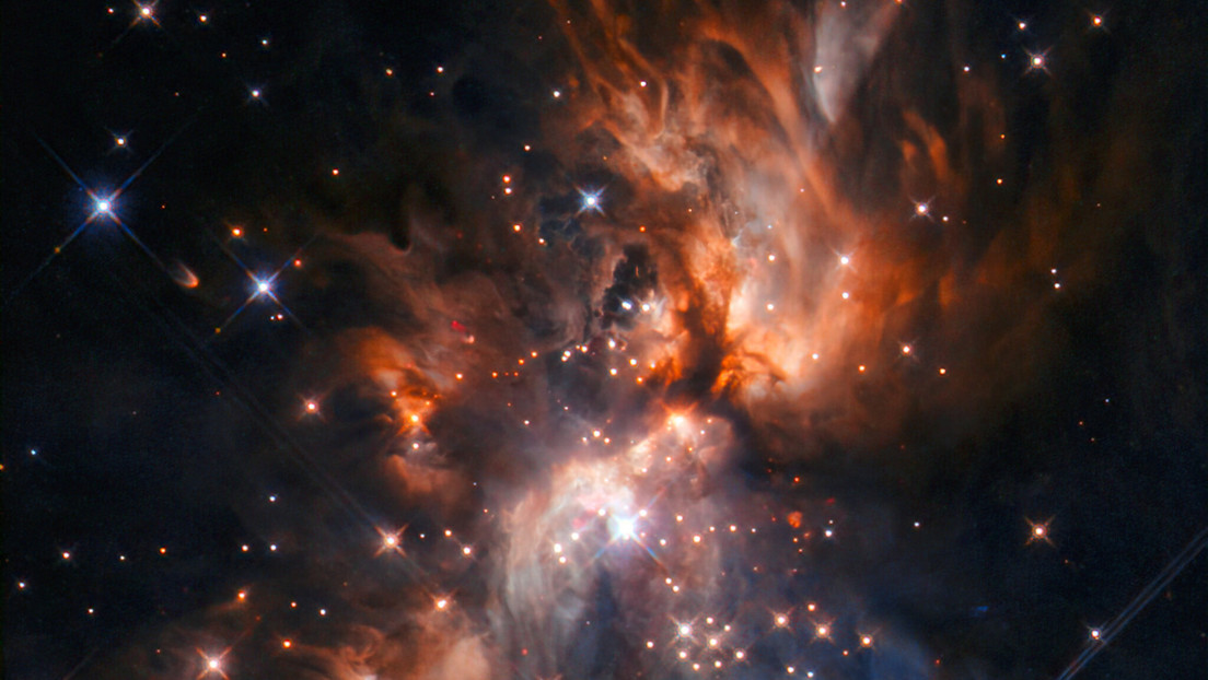 El telescopio Hubble capta imágenes impresionantes de la formación de una estrella, ubicada en la constelación Gemini