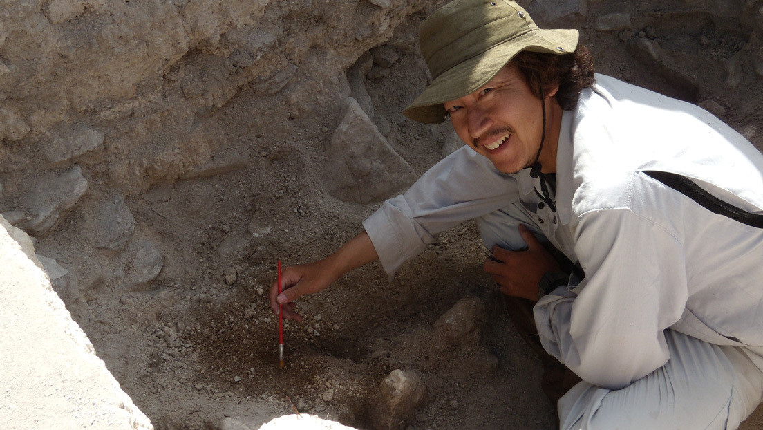 Cráneo aplanado y dentadura incompleta: restos óseos hallados en México permiten reconstruir la vida de un embajador maya