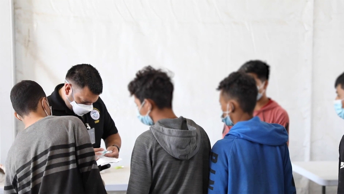 EE.UU. difunde videos con niños migrantes en centros de detención, en medio de la crisis por el aumento del flujo migratorio centroamericano