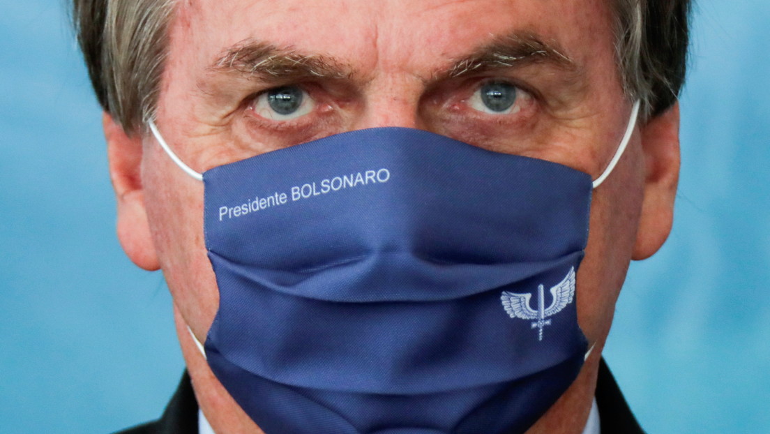 Bolsonaro baja el tono, se reúne con los representantes de los tres poderes y anuncia una comisión permanente para coordinar la pandemia