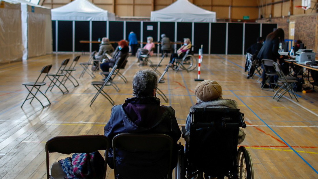 VIDEO: El tierno reencuentro de un hombre de 91 años con su esposa tras semanas separados conmueve a la Red