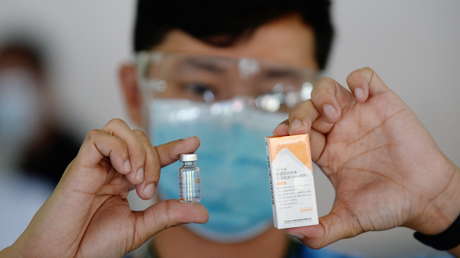 Duterte puede elegir la vacuna contra el covid-19 de su preferencia porque "es el presidente", según un portavoz