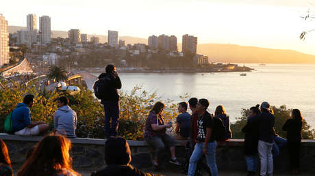 La Armada de Chile emite el 'estado de precaución' por un posible "tsunami menor" en las costas del país