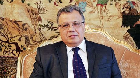 Condenan de 5 años de cárcel a cadena perpetua a los acusados de asesinar al embajador ruso en Turquía