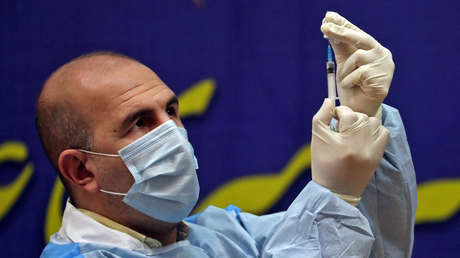 Irán afirma tener un 100 % de éxito en la primera fase de ensayos clínicos en humanos de su vacuna anticovid