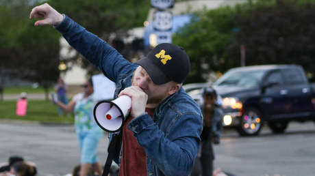 Acusan a un activista estadounidense de estafar 450.000 dólares a través de una página de Black Lives Matter en Facebook