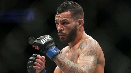 VIDEO: Deja KO a su rival en solo 22 segundos tras lanzarlo contra la lona de un aplastante derechazo