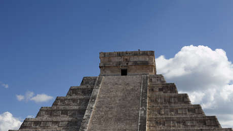 VIDEO: Otro turista ignora la prohibición y sube a la pirámide de Chichén Itzá
