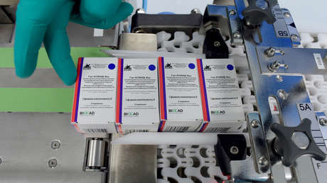 Comisario europeo: No hay motivos para dudar de la eficacia de la vacuna rusa Sputnik V