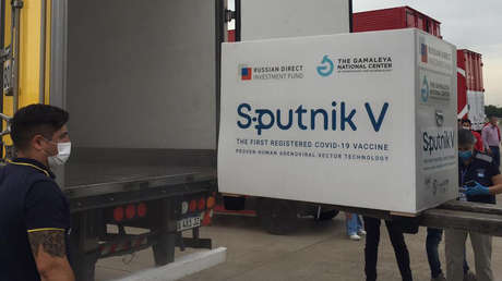 Aterriza en Buenos Aires el séptimo vuelo de Aerolíneas Argentinas con 330.000 dosis de la vacuna rusa Sputnik V