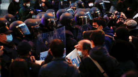 Nuevas protestas en apoyo a Pablo Hasél, el rapero encarcelado por insultar a la monarquía española