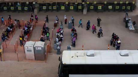 El Pentágono aprueba la solicitud de albergar a niños migrantes en dos bases militares en Texas