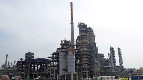 China reemplaza a EE.UU. como la mayor refinería del mundo en plena pandemia