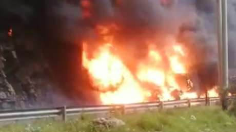 La explosión de un camión cisterna en la Carretera Central de Perú deja un muerto
