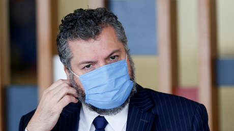 El ministro de Exteriores de Brasil presenta su dimisión tras las presiones por su gestión durante la pandemia