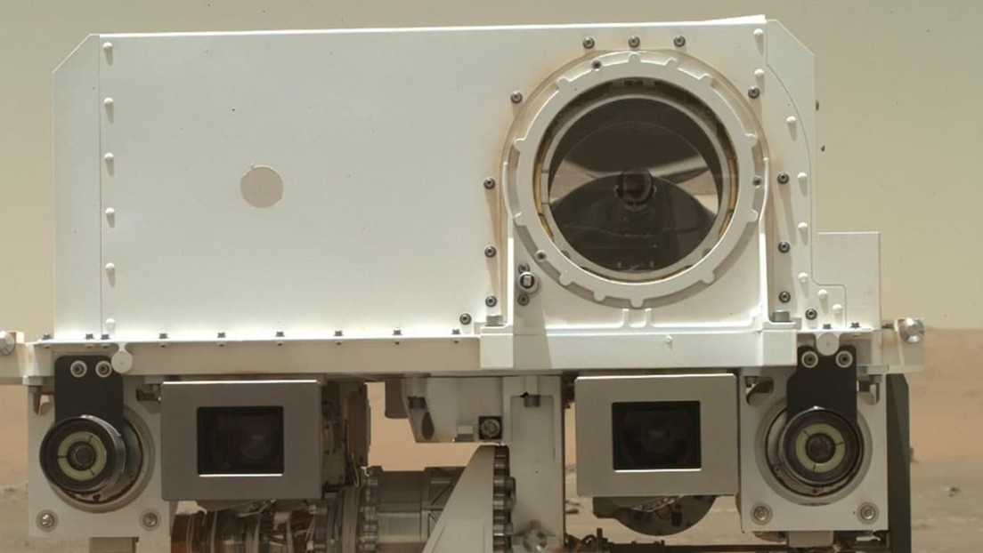 FOTO: El róver Perseverance de la NASA se toma un selfi en Marte y lo envía a la Tierra