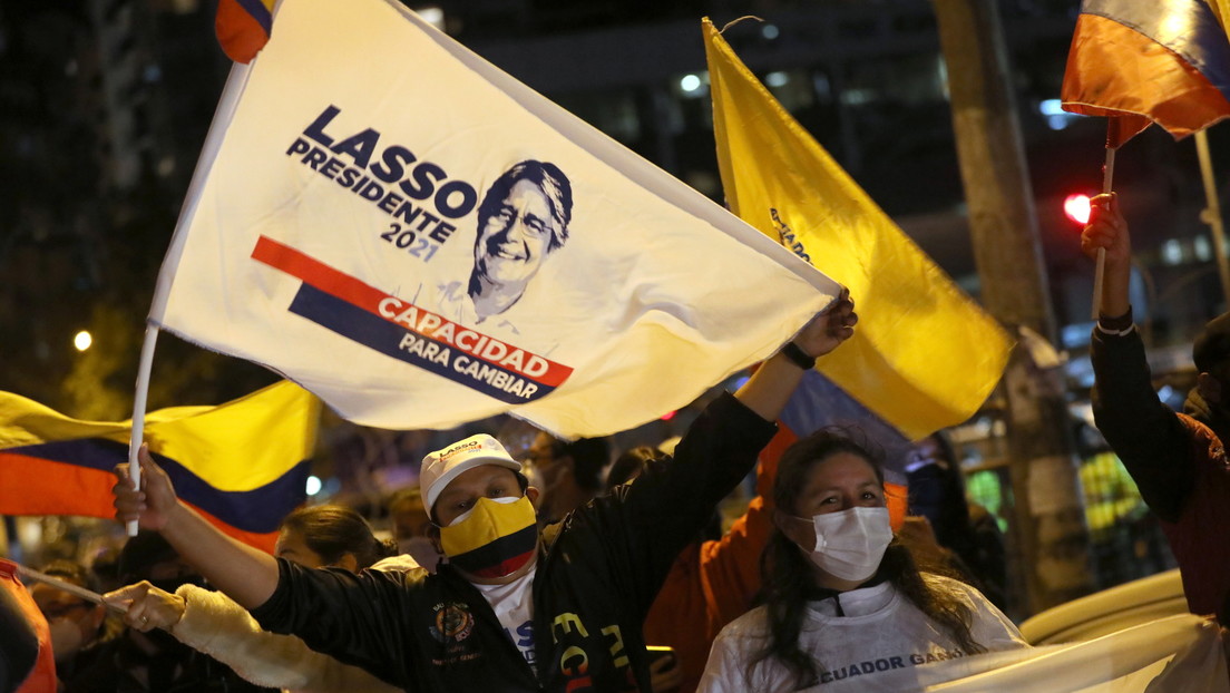 "Gracias por darme la oportunidad de ser su presidente": Guillermo Lasso celebra su virtual triunfo en los comicios de Ecuador