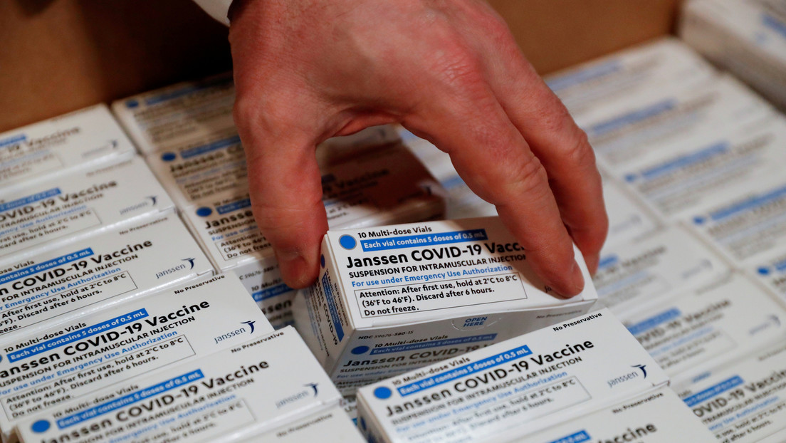 Johnson & Johnson retrasará el lanzamiento de su vacuna contra el covid-19 en Europa