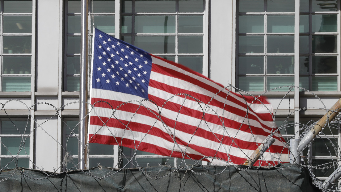 Moscú ofrecerá a 10 diplomáticos de EE.UU. abandonar Rusia