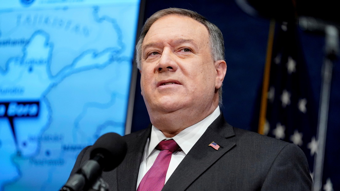 Flores, el perro y 30 cenas: Concluyen que Pompeo y su mujer usaban al personal del Departamento de Estado para su vida privada