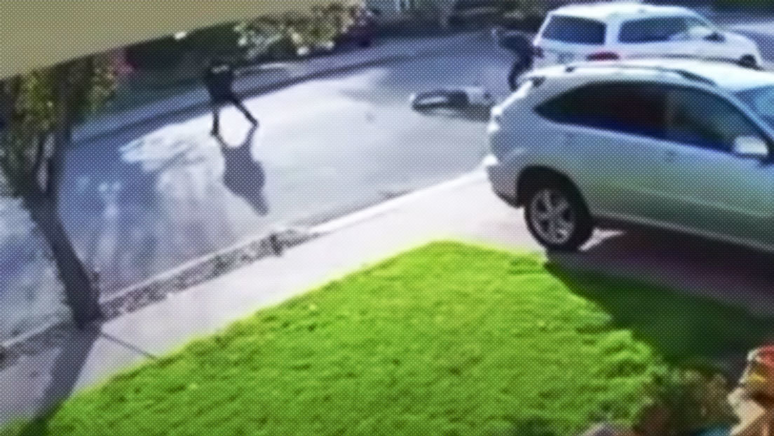 VIDEO: Un robo armado no va según lo planeado y sorprende a los propios ladrones