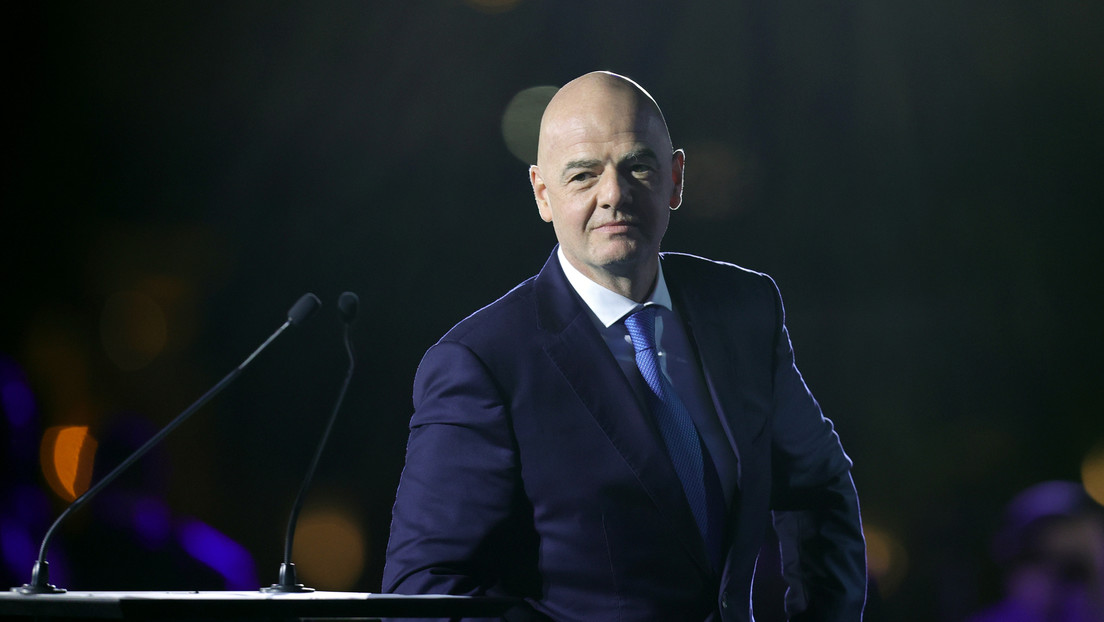 El presidente de la FIFA afirma que el organismo desaprueba la creación de la Superliga europea