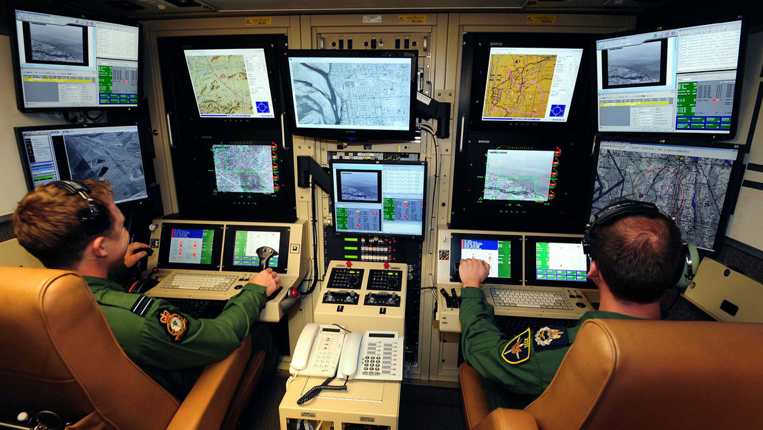 "En mis pesadillas veo a gente quemada hasta morir": Expiloto británico de drones revela el trauma que le causó disparar misiles en Siria e Irak