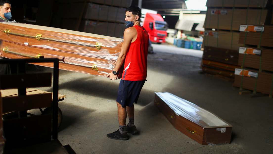 Más de 400.000 vidas perdidas por el covid-19: las claves del imparable avance de la pandemia en Brasil