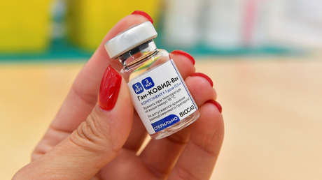 Panamá autoriza el uso de emergencia de la vacuna rusa Sputnik V