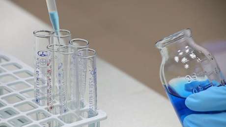 Desarrollan en Rusia una vacuna nasal contra el coronavirus sin efectos secundarios