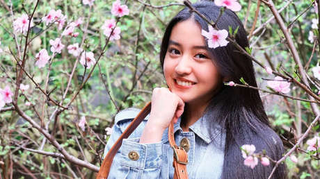 La foto de una modelo 'pisoteando' la faja de un kimono en una campaña publicitaria de Valentino causa furor en la Red