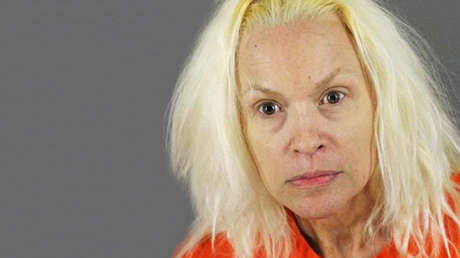 Sentencian a un año de prisión a una mujer por arrastrar por el césped y el pavimento a un bulldog de 5 meses y provocar su muerte