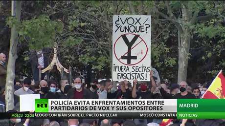 La Policía evita enfrentamientos entre partidarios de Vox y sus opositores en Madrid