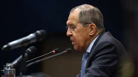 Lavrov dice que incluso en EE.UU. admiten que la política de sanciones de Washington contra Rusia es "estúpida" y no trae ningún resultado