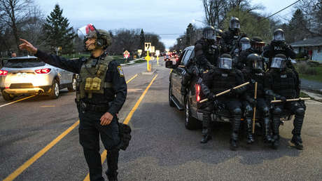Una policía que disparó fatalmente a un afroamericano en EE.UU. usó por error una pistola en lugar de un táser inmovilizador