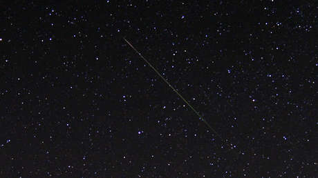 VIDEOS: Captan el paso y la explosión de una bola de fuego sobre el cielo nocturno de Florida y las Bahamas