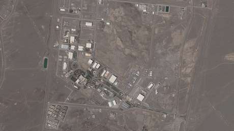 La detonación de un explosivo provocó el incidente eléctrico en la instalación nuclear iraní de Natanz, reporta la televisión local