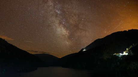 Descubren que los extraños estallidos provenientes del espacio son más profundos de lo que se creía