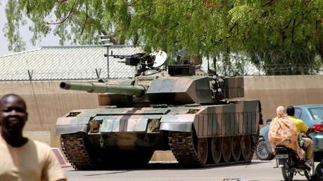 El Consejo Militar de Chad anuncia el cierre de las fronteras y la disolución del Gobierno y el Parlamento tras la muerte del presidente del país