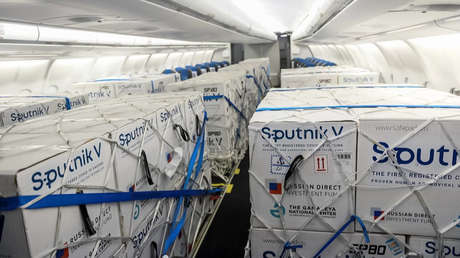 'Maradonosky', 'EvitaCovid' o 'Cristiputnik': las redes estallan con propuestas para rebautizar la vacuna Sputnik V producida en Argentina