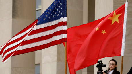 "Democracia no es Coca-Cola": China afirma que las reglas establecidas en Occidente no pueden convertirse en normas "universales"