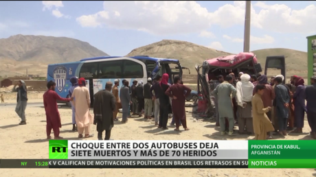Choque entre dos autobuses deja 7 muertos y más de 70 heridos en Afganistán