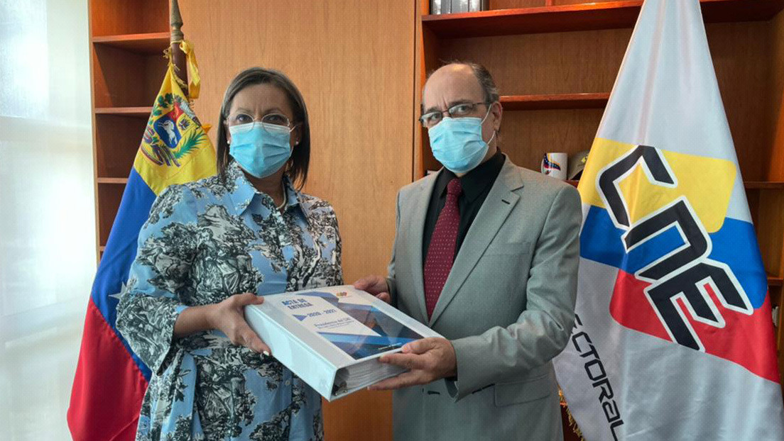 "Un acuerdo nacional histórico": las nuevas autoridades del Poder Electoral asumen sus funciones en Venezuela